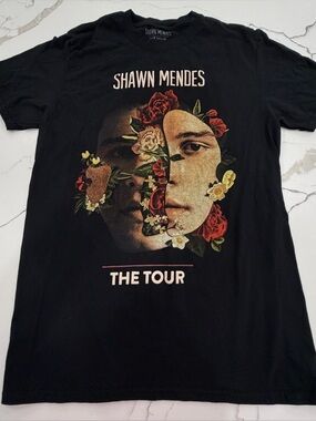 Shawn Mendes The Tour Graphic Band Tee Black Rose Medium